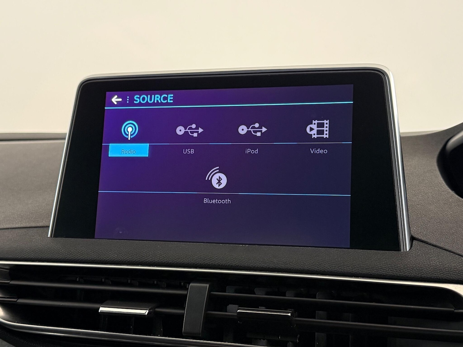 Used Peugeot 3008 2019 for sale - 77182440: Photo 24