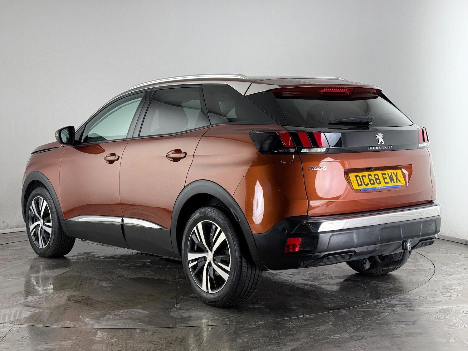 Used Peugeot 3008 2019 for sale - 77182440: Photo 4
