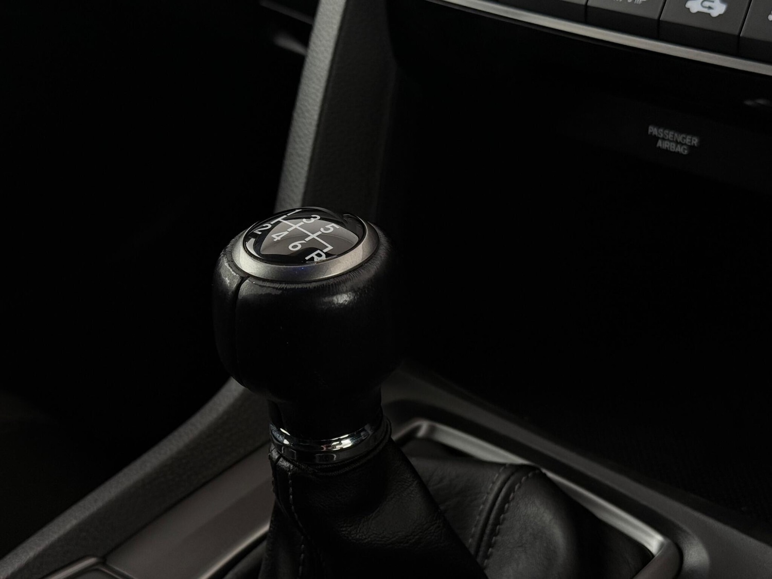 Used Honda Civic 2018 for sale - 77243343: Photo 30