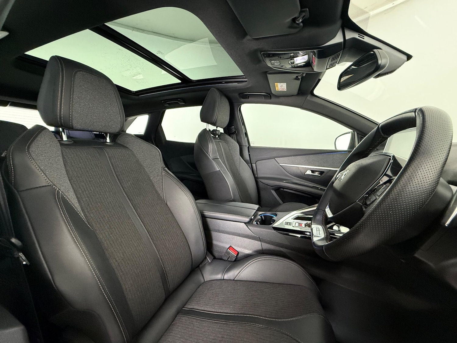 Used Peugeot 3008 2019 for sale - 77242959: Photo 10