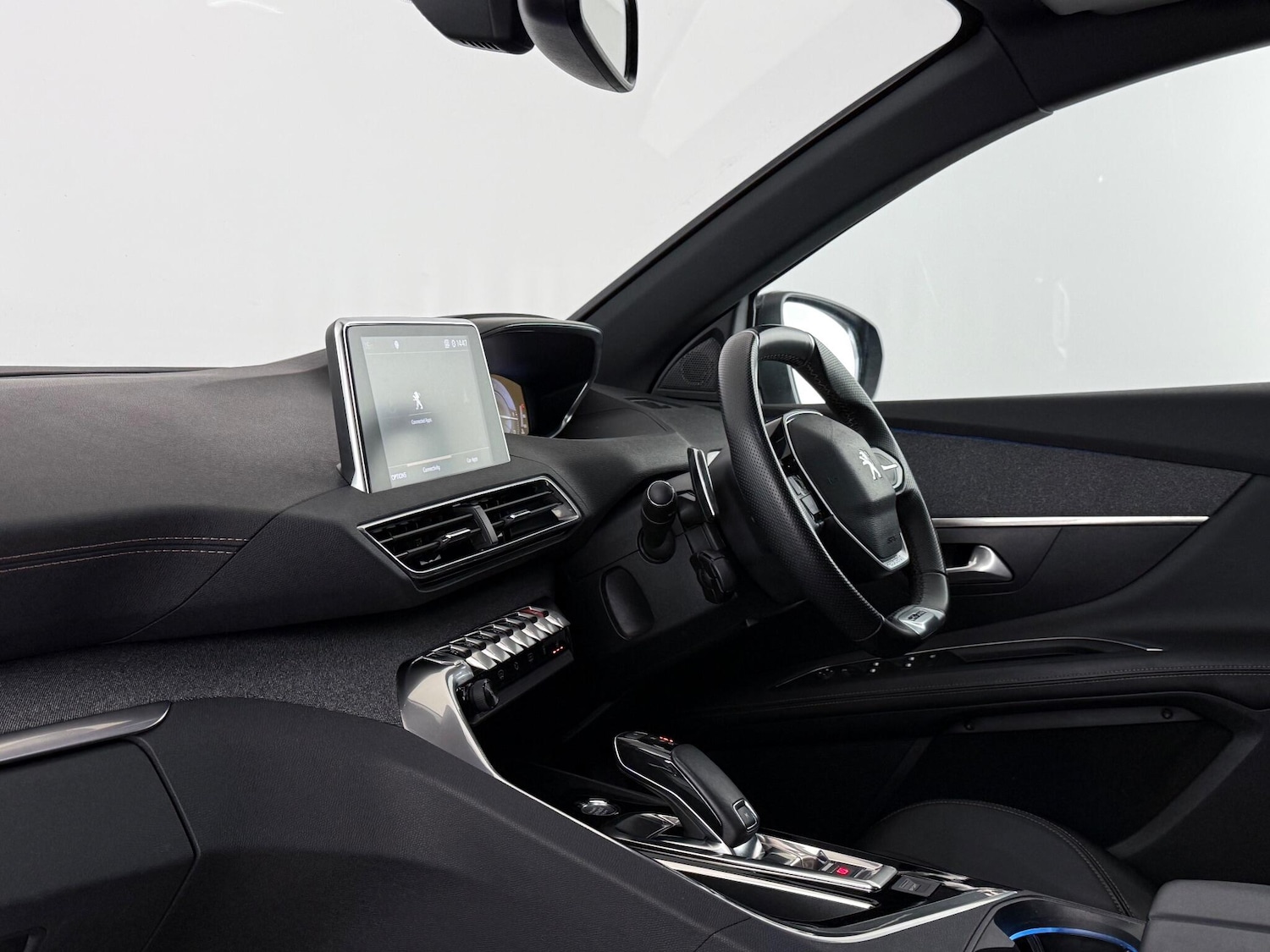 Used Peugeot 3008 2019 for sale - 77242959: Photo 15