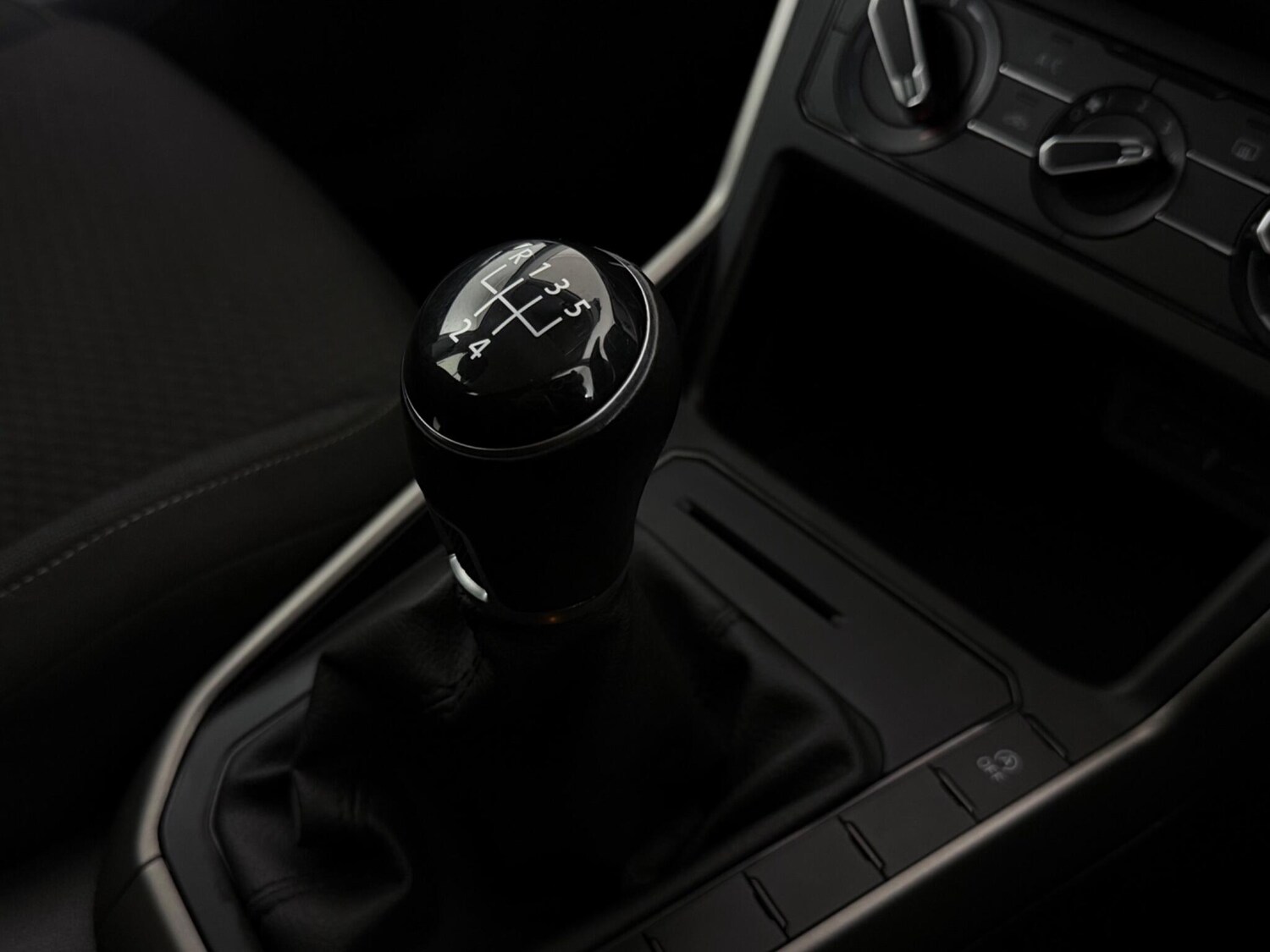 Used Volkswagen Polo 2020 for sale - 77543455: Photo 32