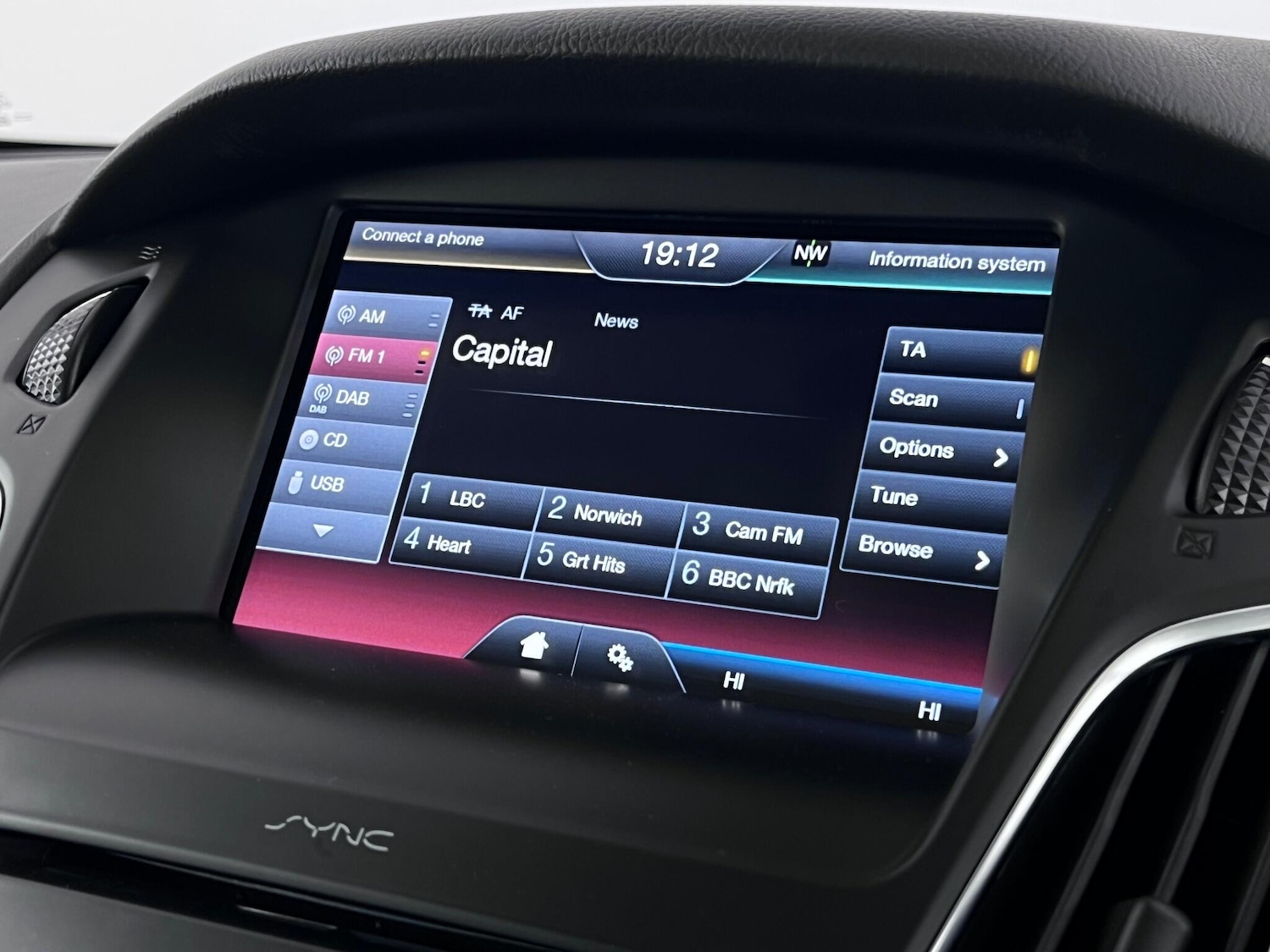 Used Ford Focus 2015 for sale - 77182364: Photo 27