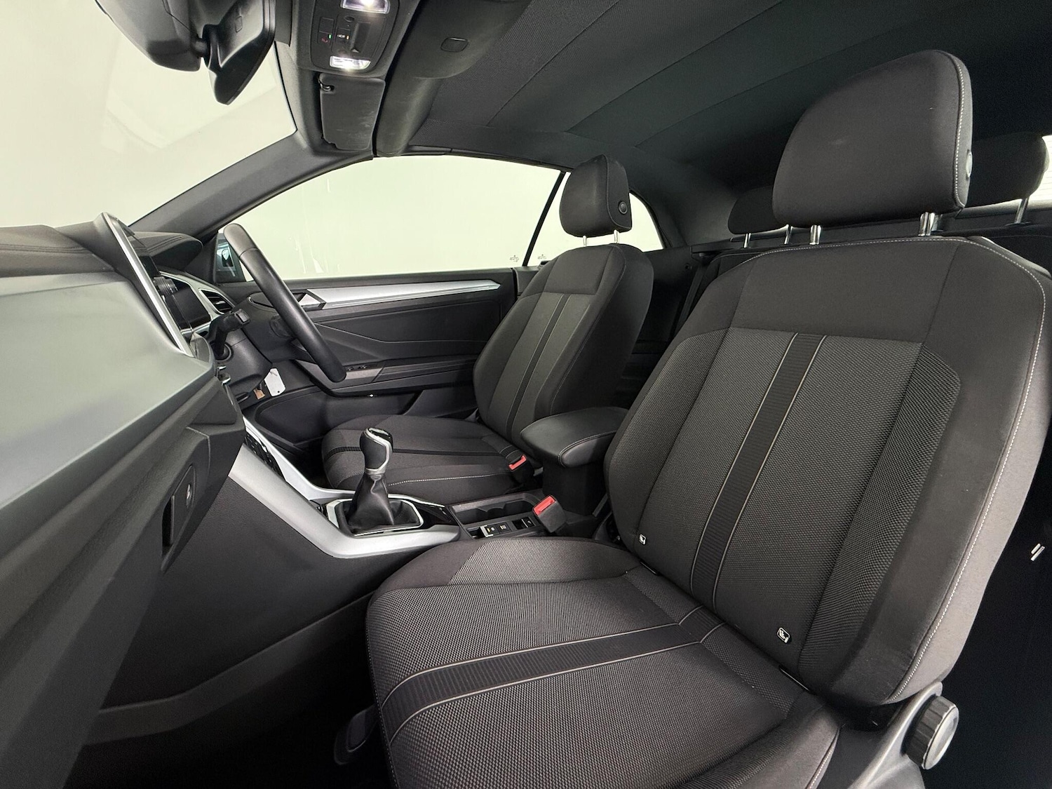 Used Volkswagen T-Roc 2024 for sale - 77182894: Photo 13