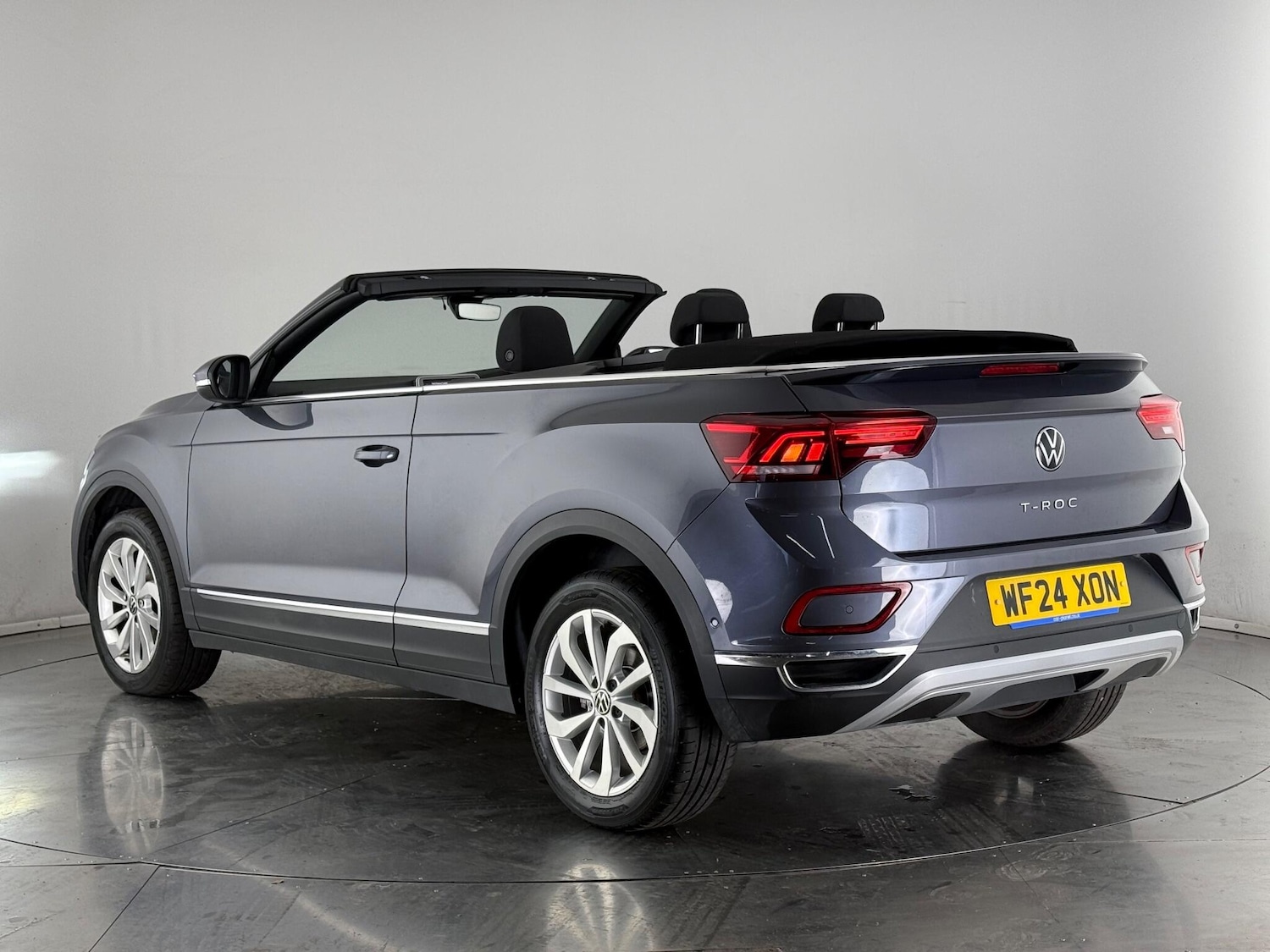 Used Volkswagen T-Roc 2024 for sale - 77182894: Photo 3