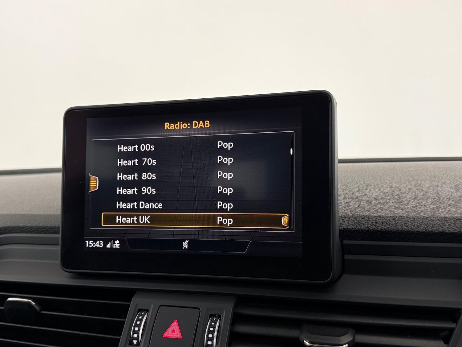 Used Audi Q5 2018 for sale - 77246897: Photo 32