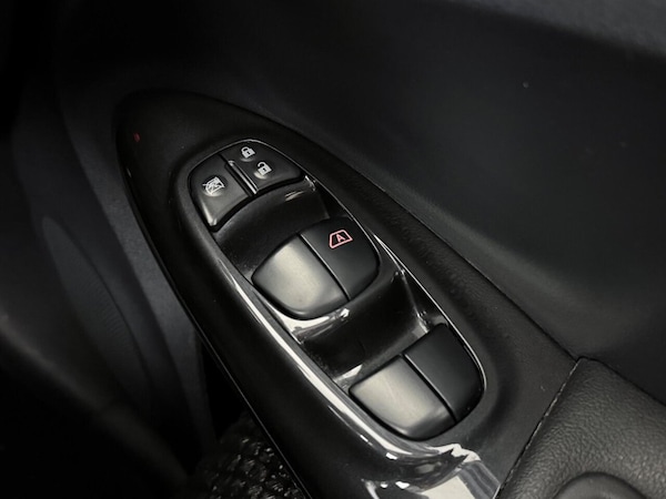 Used Nissan Juke 2018 for sale - 76303849: Photo 14