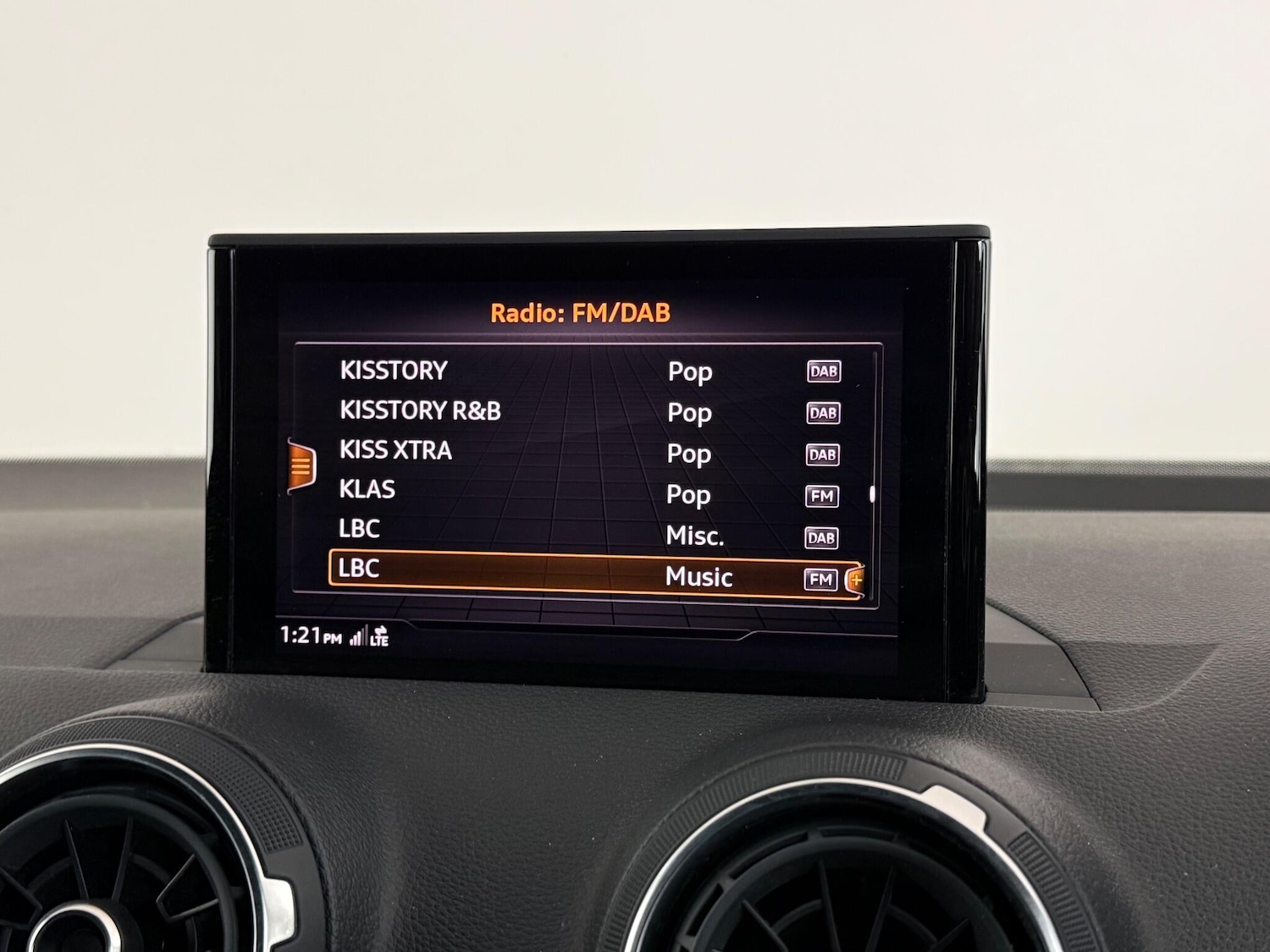 Used Audi Q2 2020 for sale - 77260026: Photo 24