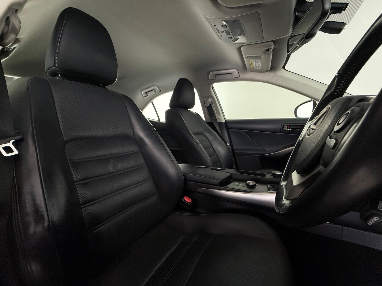 Used Lexus IS 2016 for sale - 77182661: Photo 10