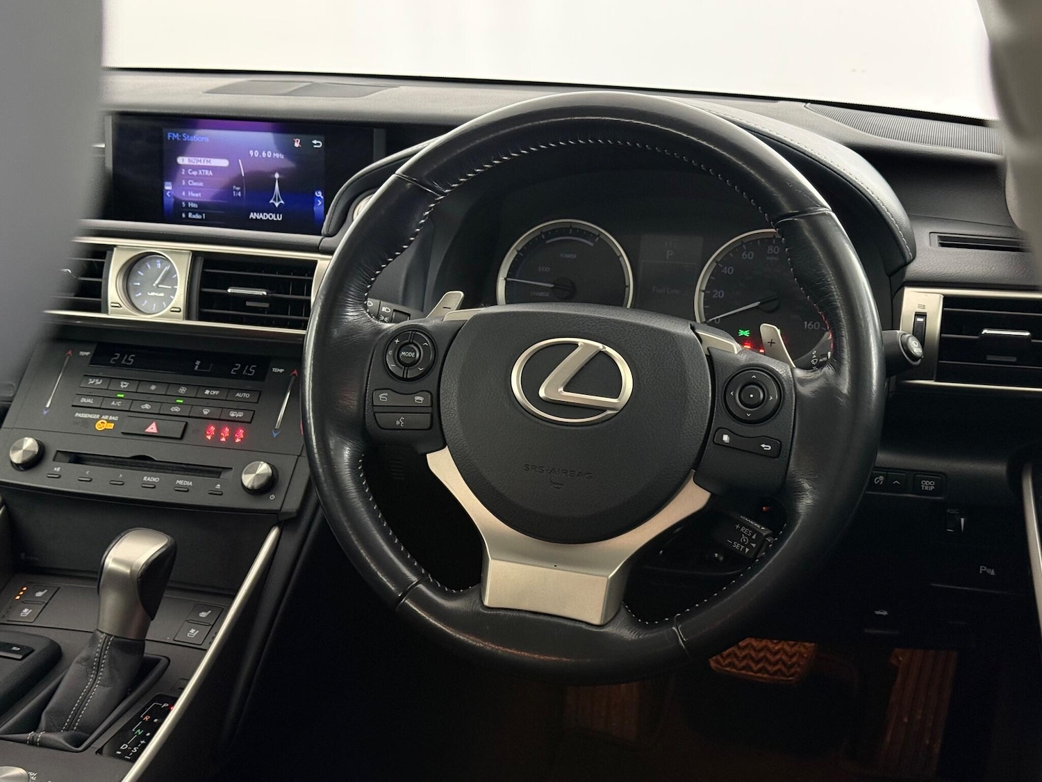 Used Lexus IS 2016 for sale - 77182661: Photo 17