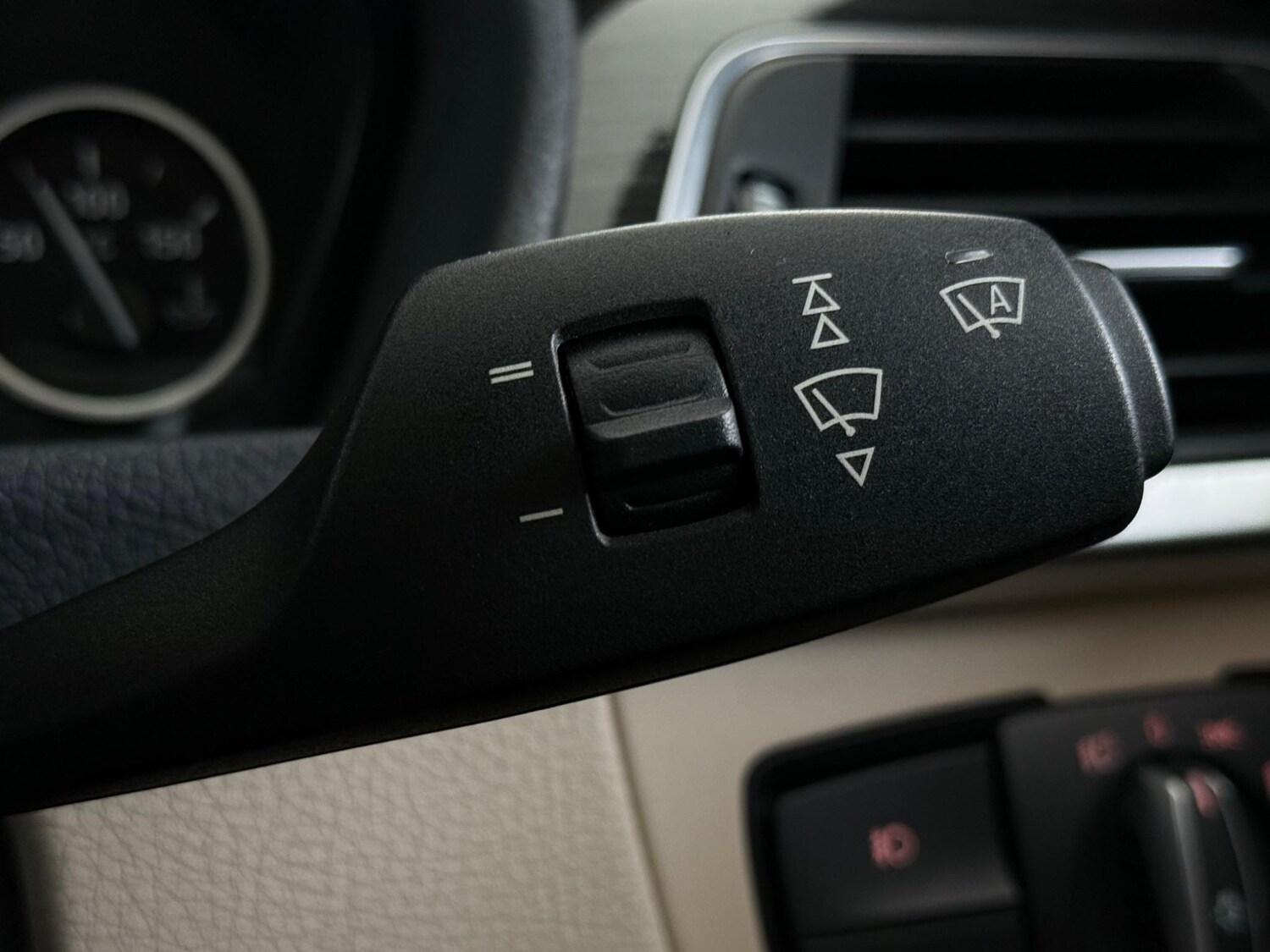 Used BMW 3 Series 2016 for sale - 77490545: Photo 21