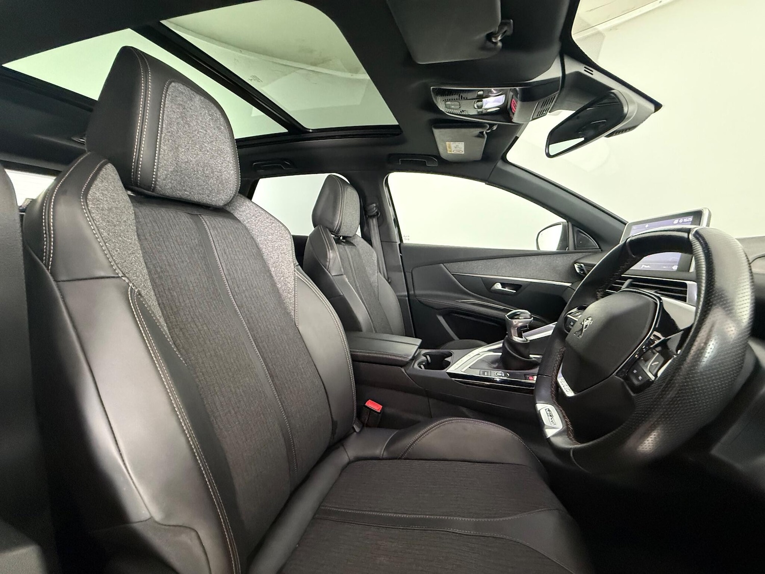 Used Peugeot 3008 2018 for sale - 76466856: Photo 15