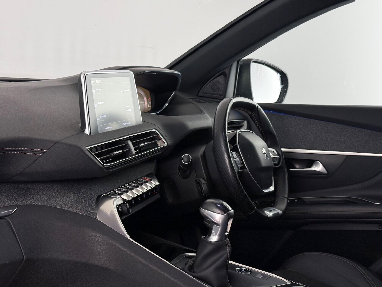 Used Peugeot 3008 2018 for sale - 76466856: Photo 21