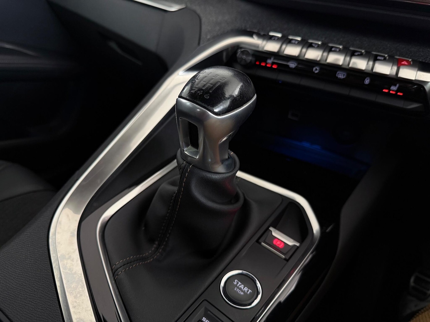 Used Peugeot 3008 2018 for sale - 76466856: Photo 42