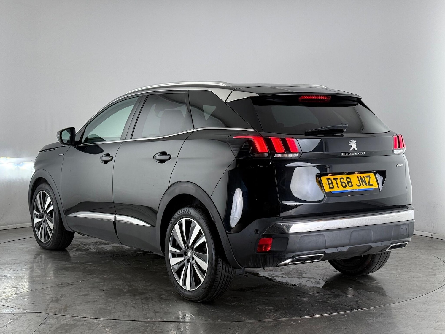 Used Peugeot 3008 2018 for sale - 76466856: Photo 5