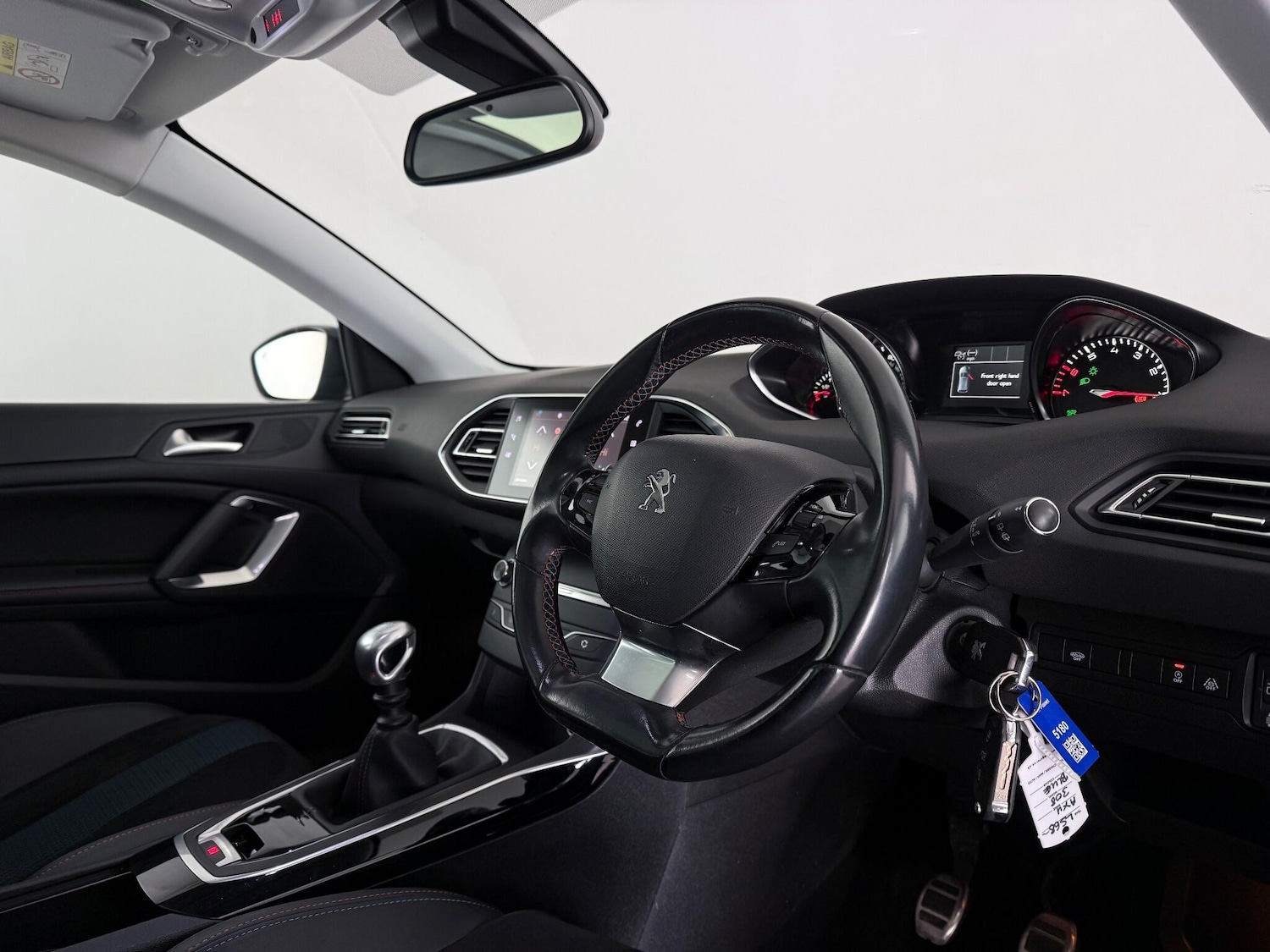 Used Peugeot 308 2018 for sale - 77182955: Photo 17