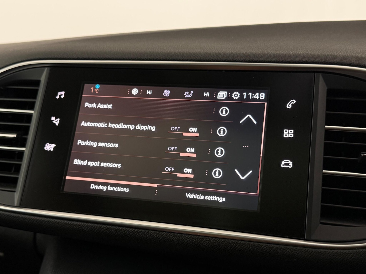 Used Peugeot 308 2018 for sale - 77182955: Photo 30