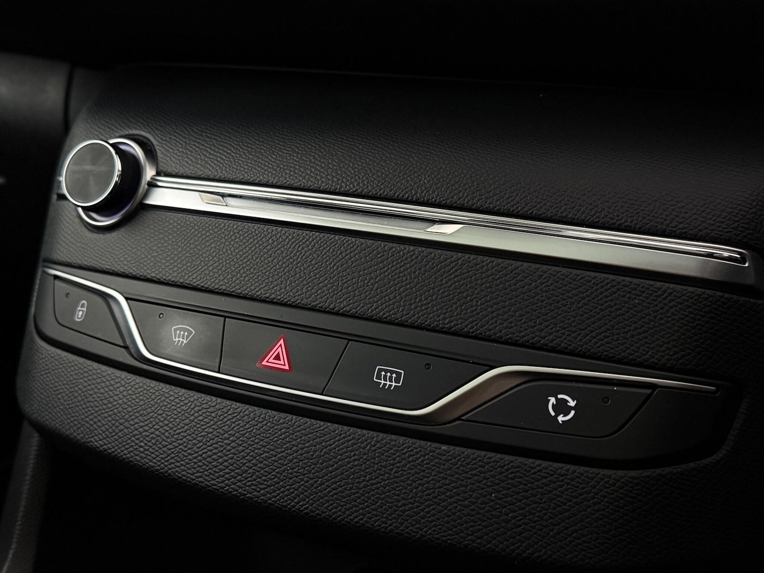 Used Peugeot 308 2018 for sale - 77182955: Photo 35