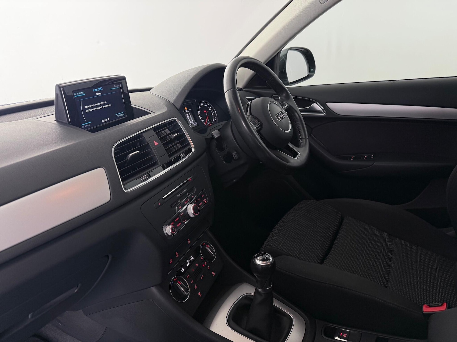 Used Audi Q3 2017 for sale - 76467270: Photo 16