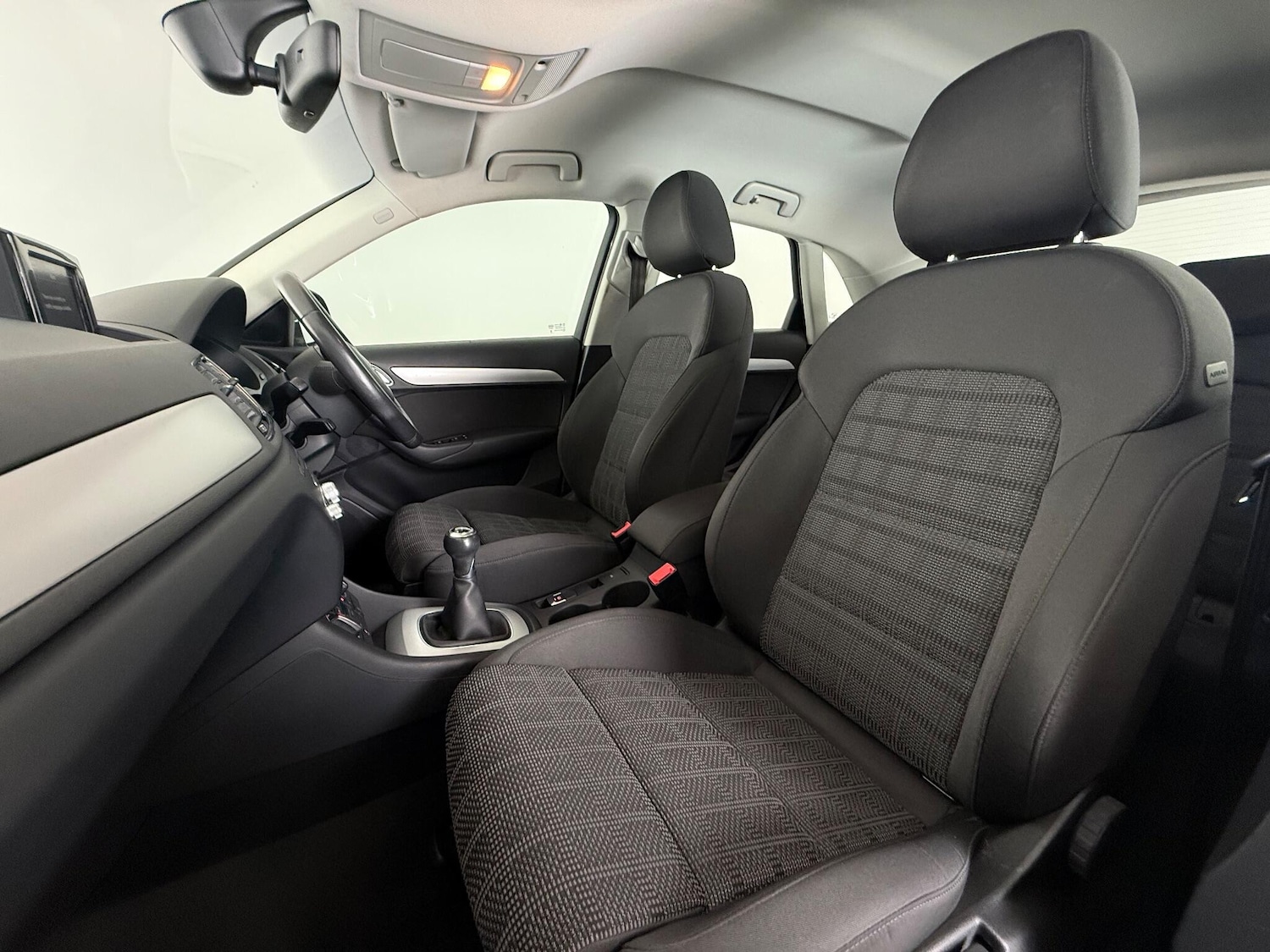 Used Audi Q3 2017 for sale - 76467270: Photo 17