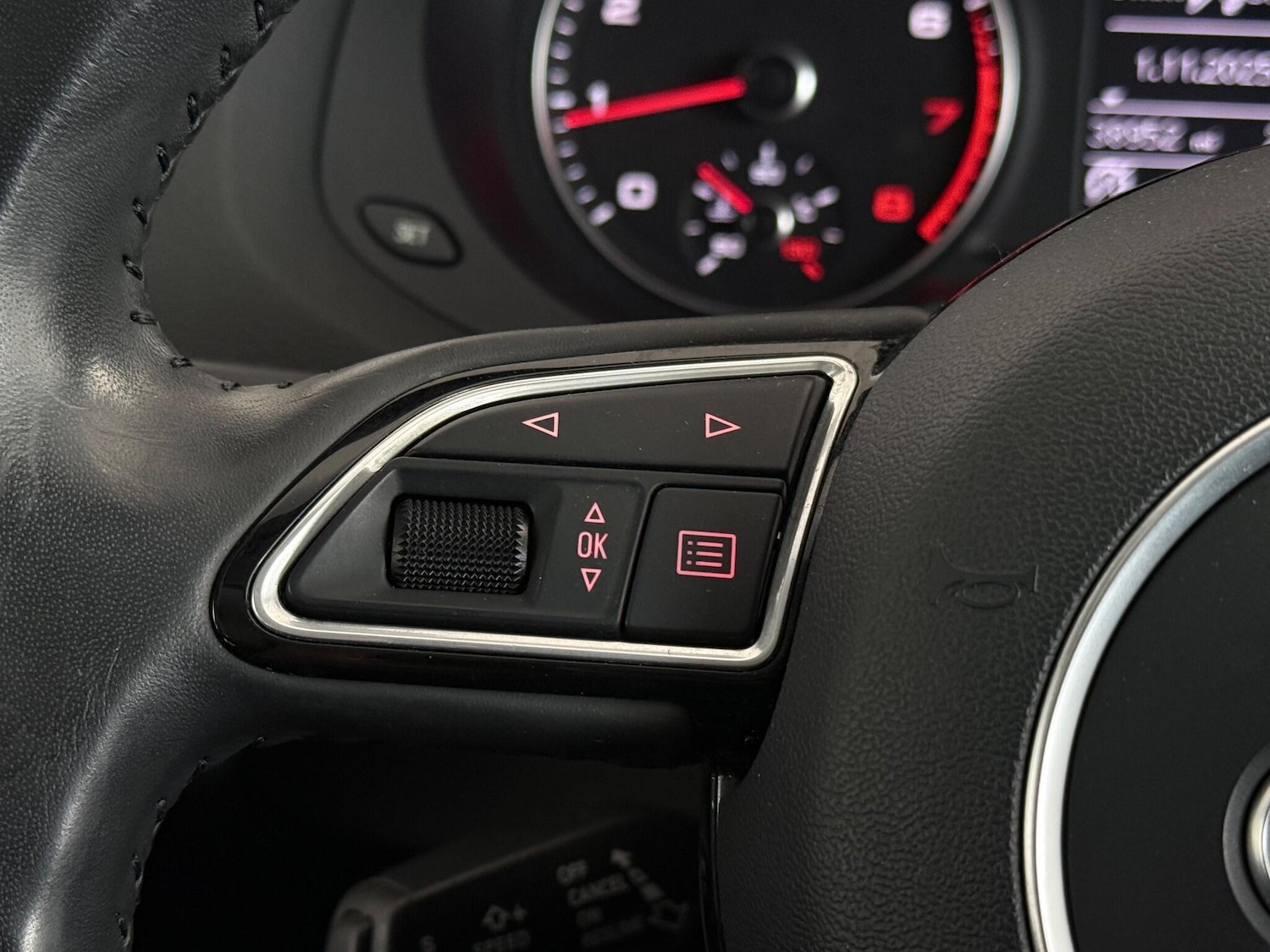 Used Audi Q3 2017 for sale - 76467270: Photo 25