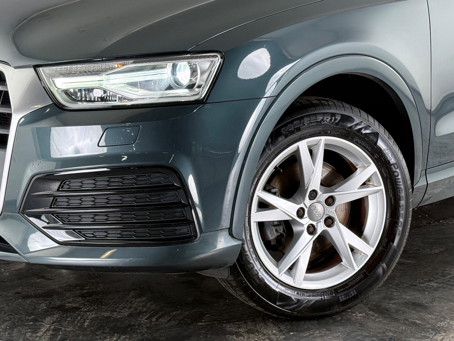 Used Audi Q3 2017 for sale - 76467270: Photo 44