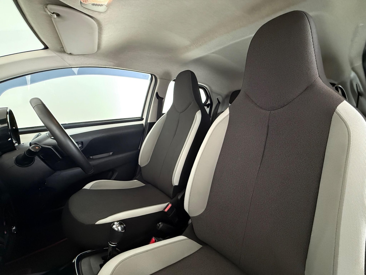 Used Toyota AYGO 2017 for sale - 77243701: Photo 13