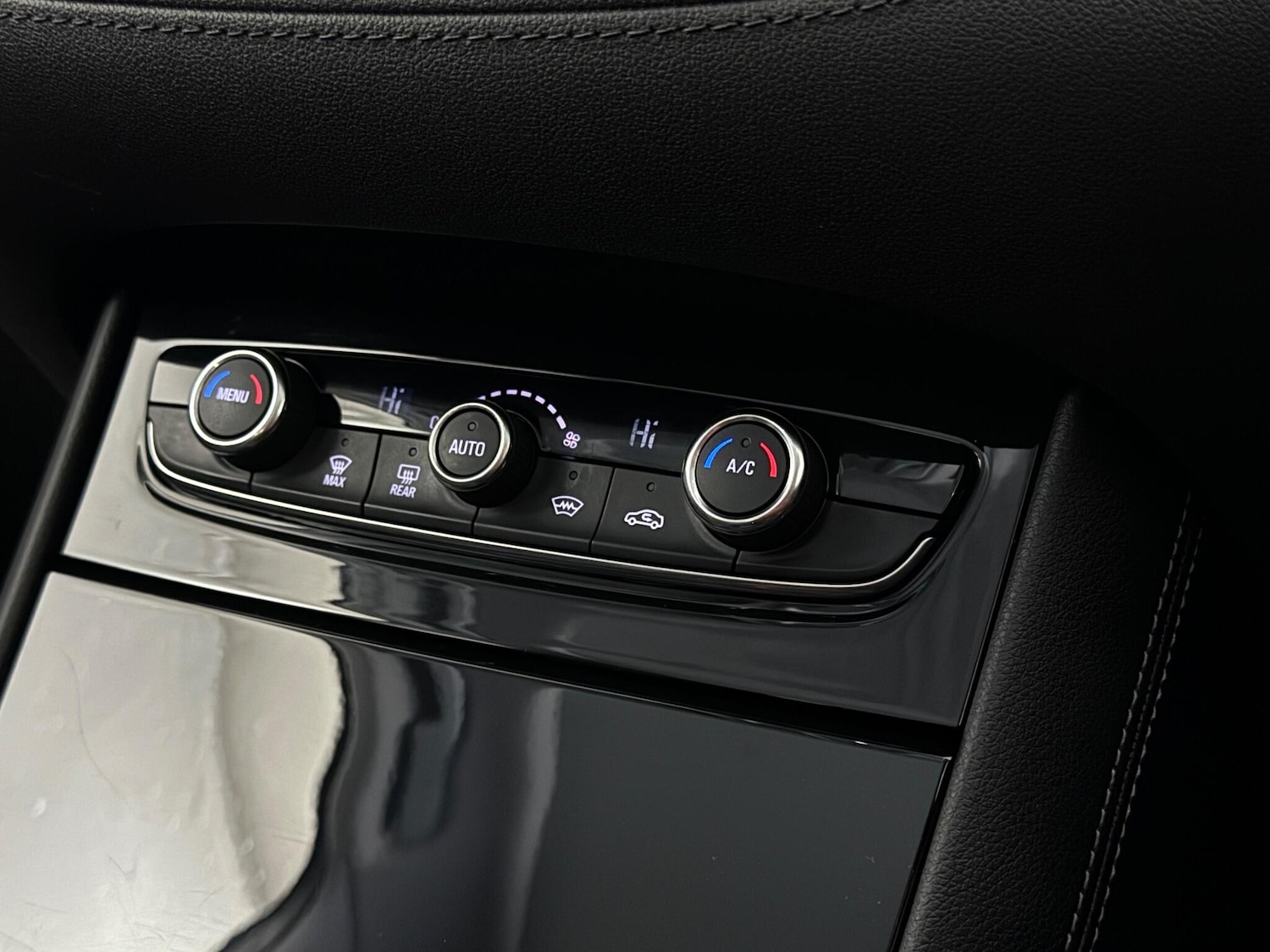 Used Vauxhall Grandland X 2018 for sale - 77259801: Photo 32