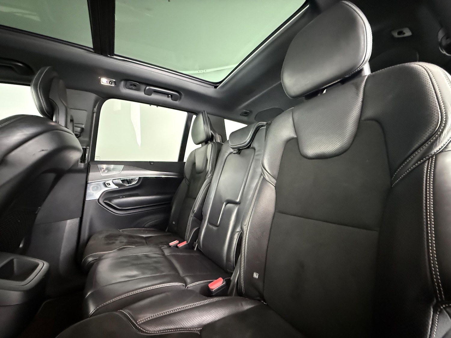 Used Volvo XC90 2015 for sale - 76702342: Photo 17