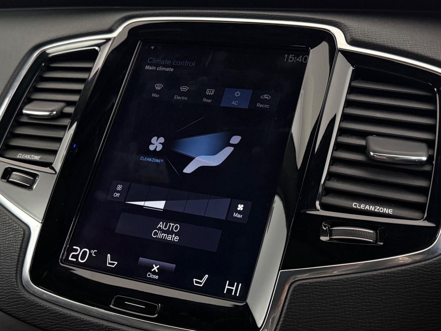 Used Volvo XC90 2015 for sale - 76702342: Photo 32