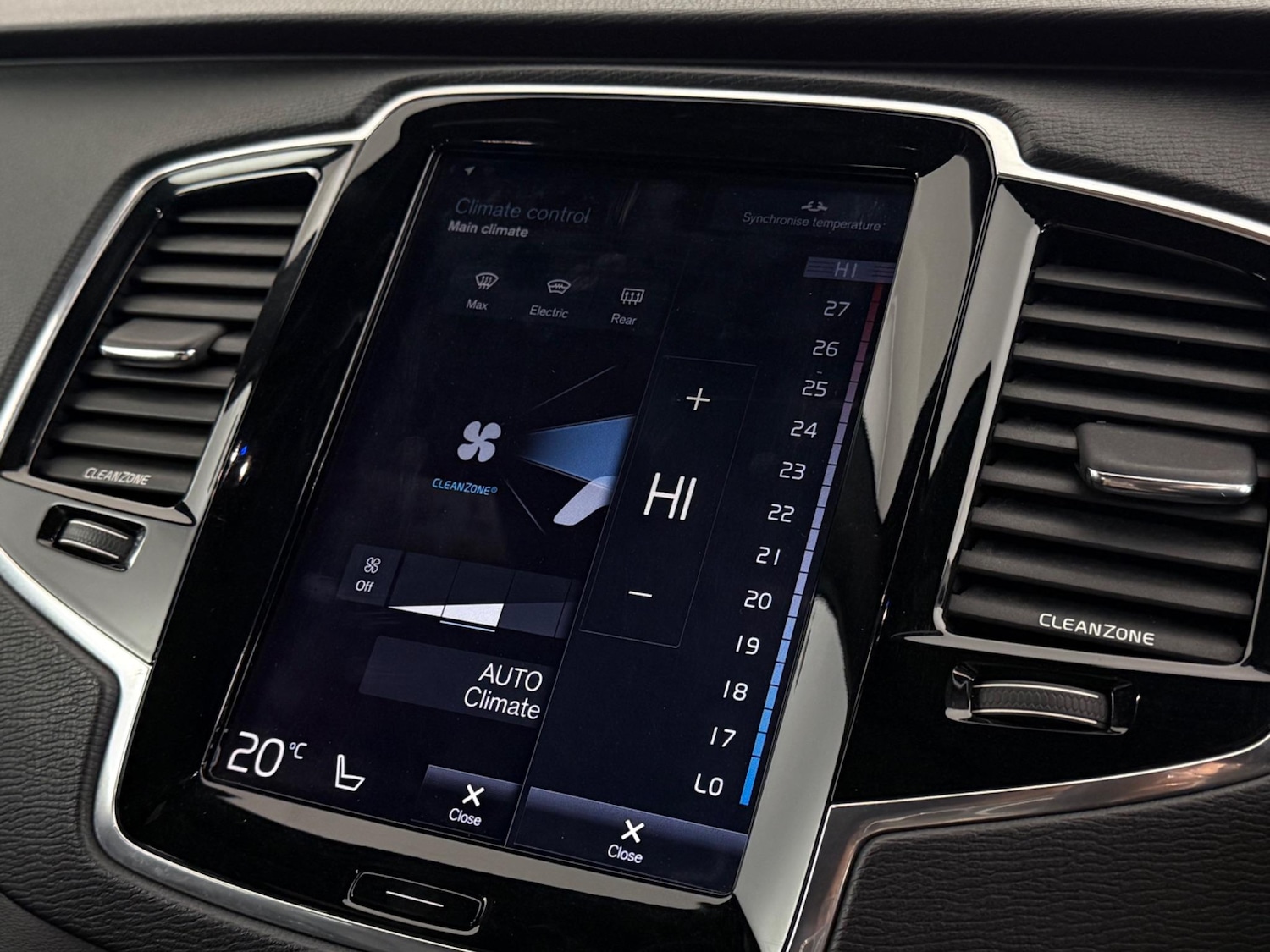 Used Volvo XC90 2015 for sale - 76702342: Photo 36