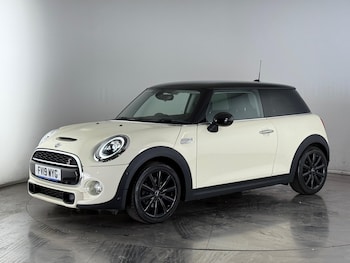 Used MINI Hatch 2019 for sale - 76467178: Photo