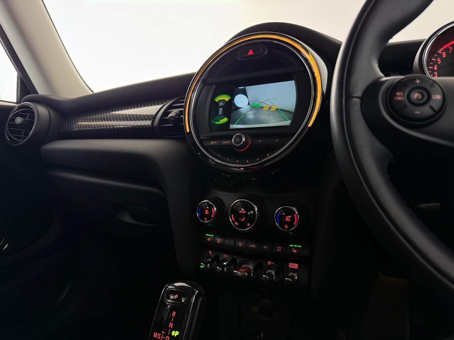 Used MINI Hatch 2019 for sale - 76467178: Photo 40