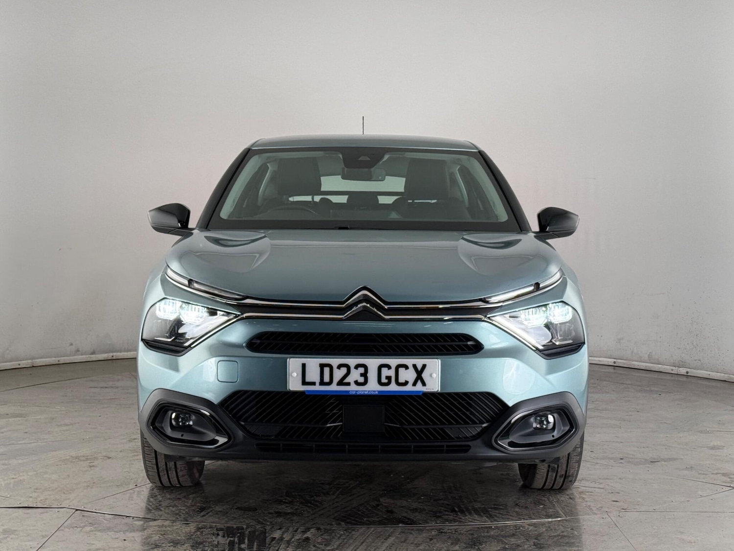 Used Citroen C4 2023 for sale - 77979769: Photo 2