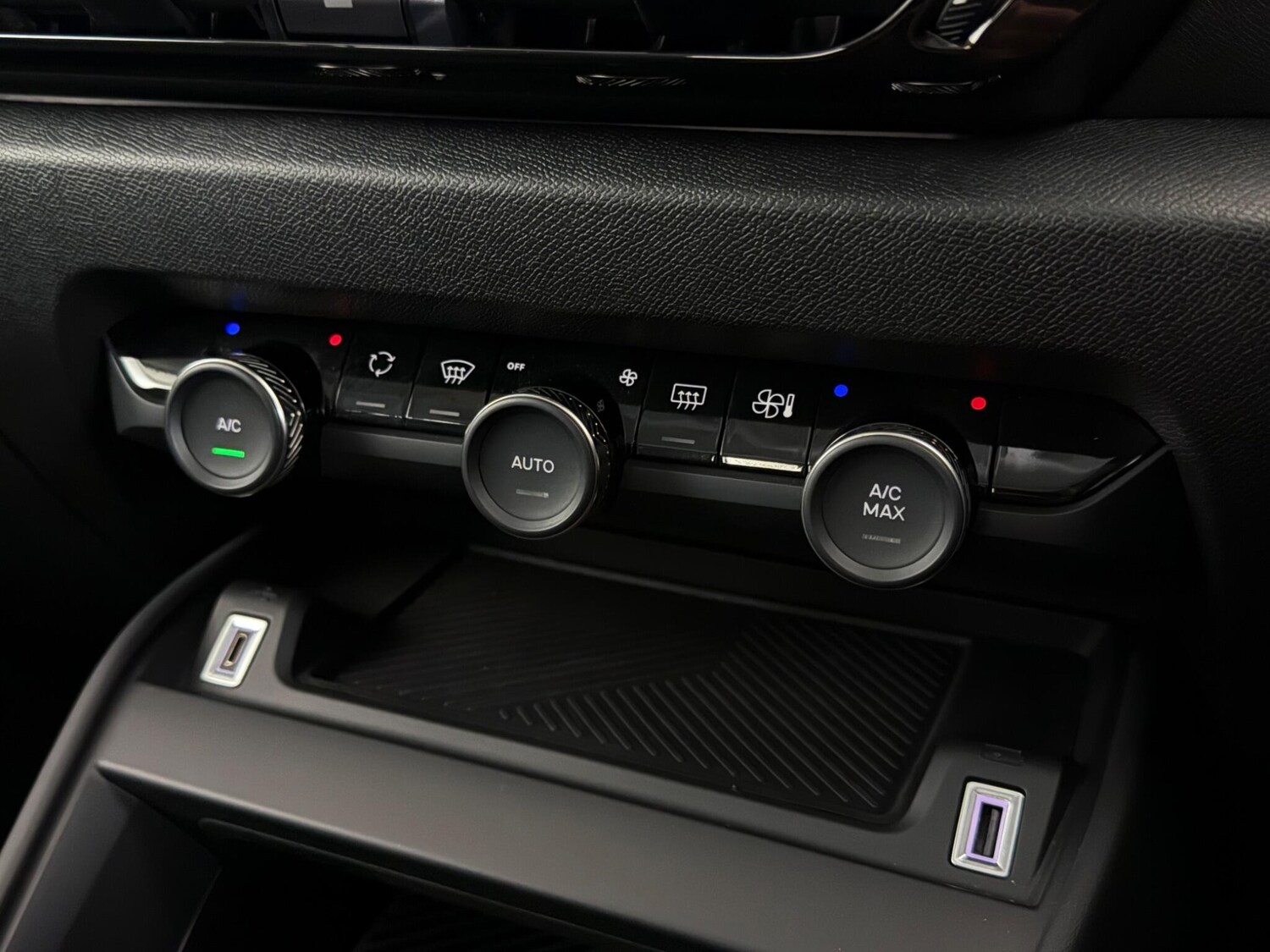 Used Citroen C4 2023 for sale - 77979769: Photo 28