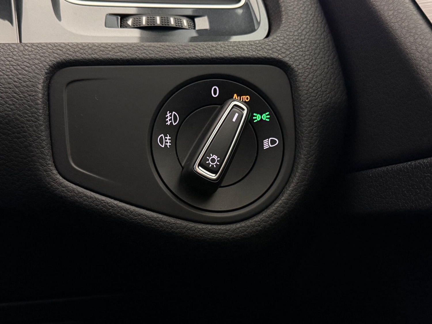 Used Volkswagen Golf 2020 for sale - 77182352: Photo 34