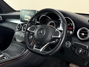 Used Mercedes-Benz GLC 2019 for sale - 79237316: Photo