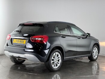 Used Mercedes-Benz GLA 2018 for sale - 77259908: Photo