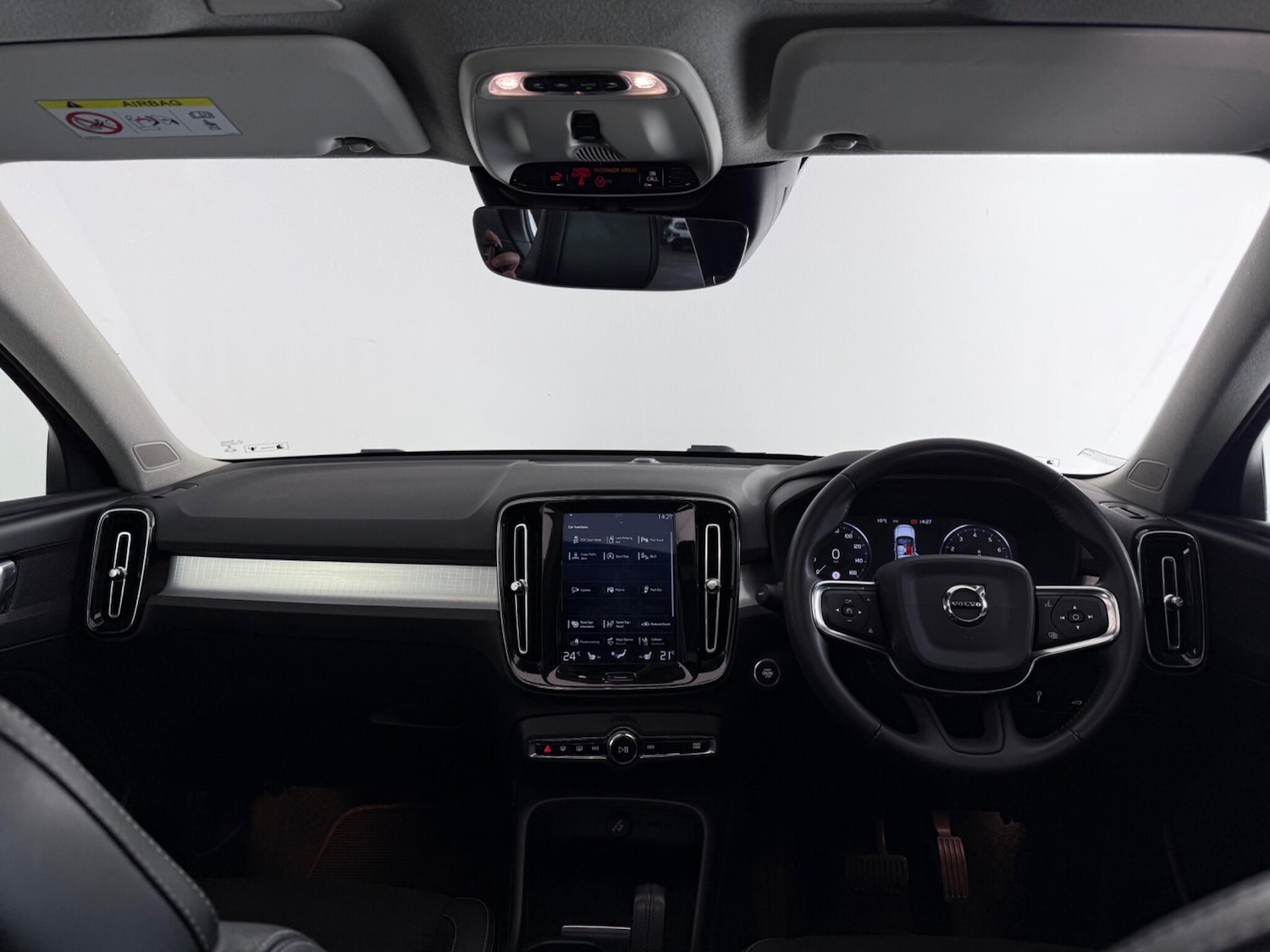 Used Volvo XC40 2018 for sale - 77599207: Photo 15