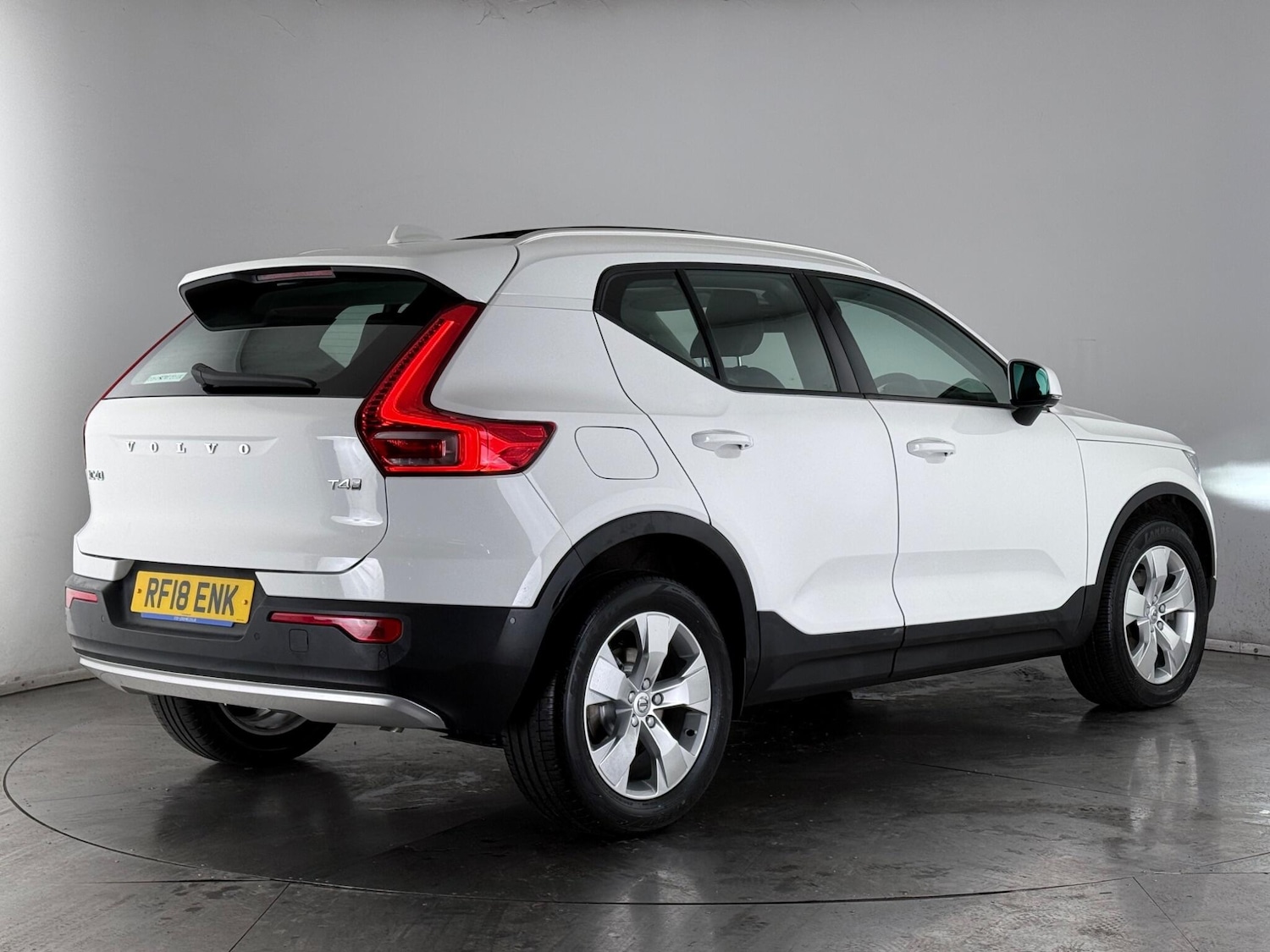 Used Volvo XC40 2018 for sale - 77599207: Photo 3