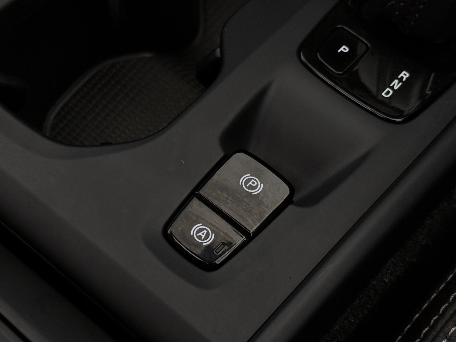 Used Volvo XC40 2018 for sale - 77599207: Photo 33