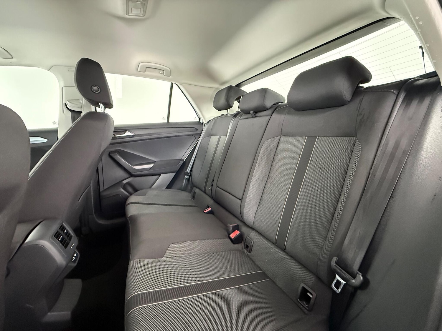 Used Volkswagen T-Roc 2022 for sale - 77259688: Photo 15