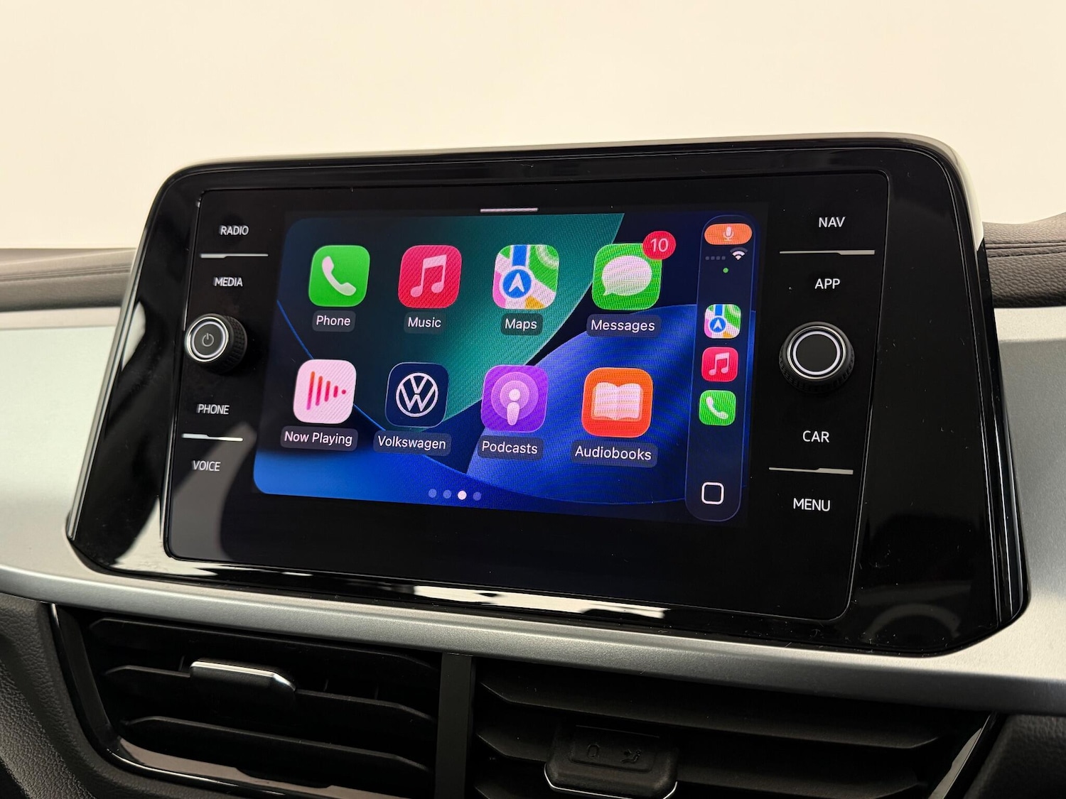 Used Volkswagen T-Roc 2022 for sale - 77259688: Photo 29