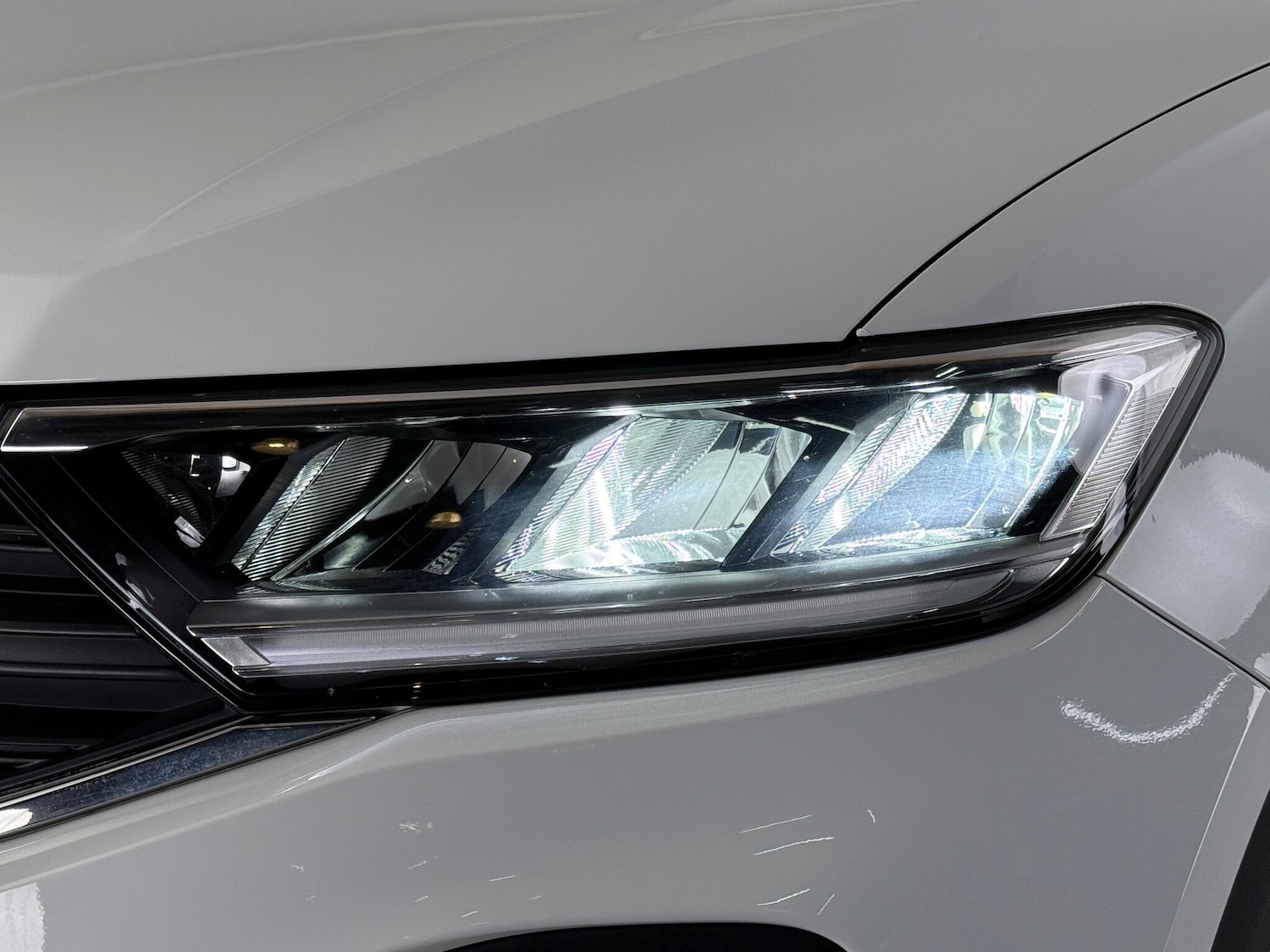 Used Volkswagen T-Roc 2022 for sale - 77259688: Photo 6