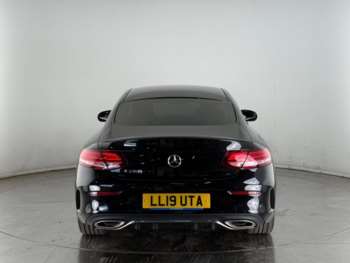 Used Mercedes-Benz C-Class 2019 for sale - 74930341: Photo