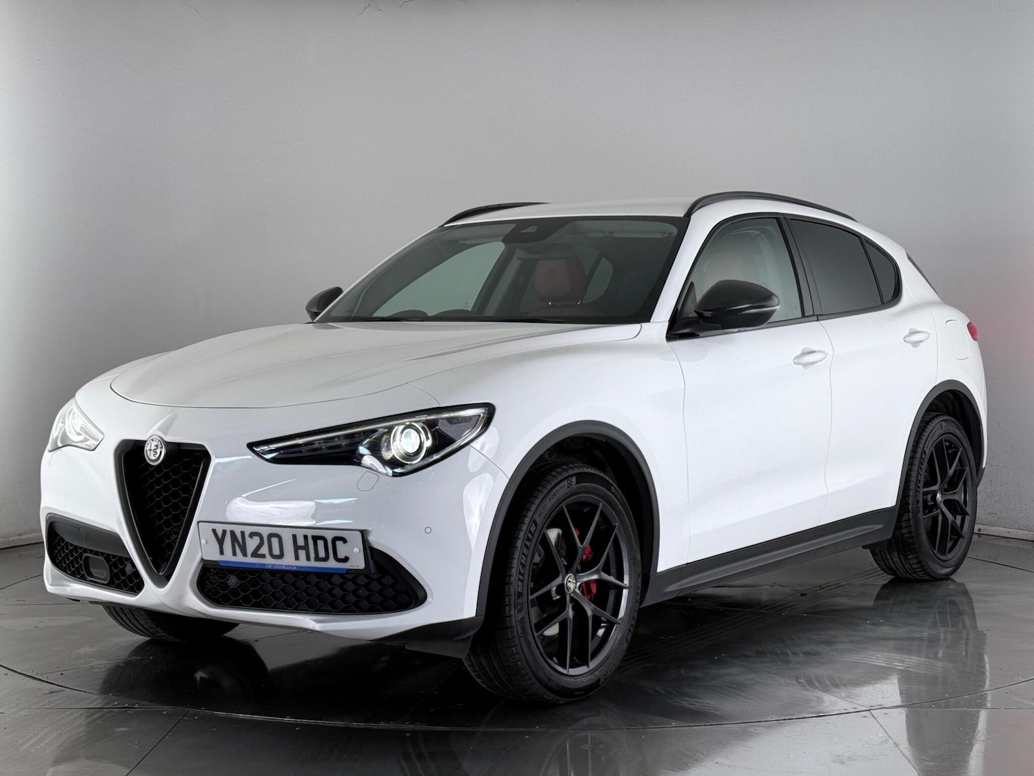Used Alfa Romeo Stelvio 2020 for sale - 77613114: Photo 2
