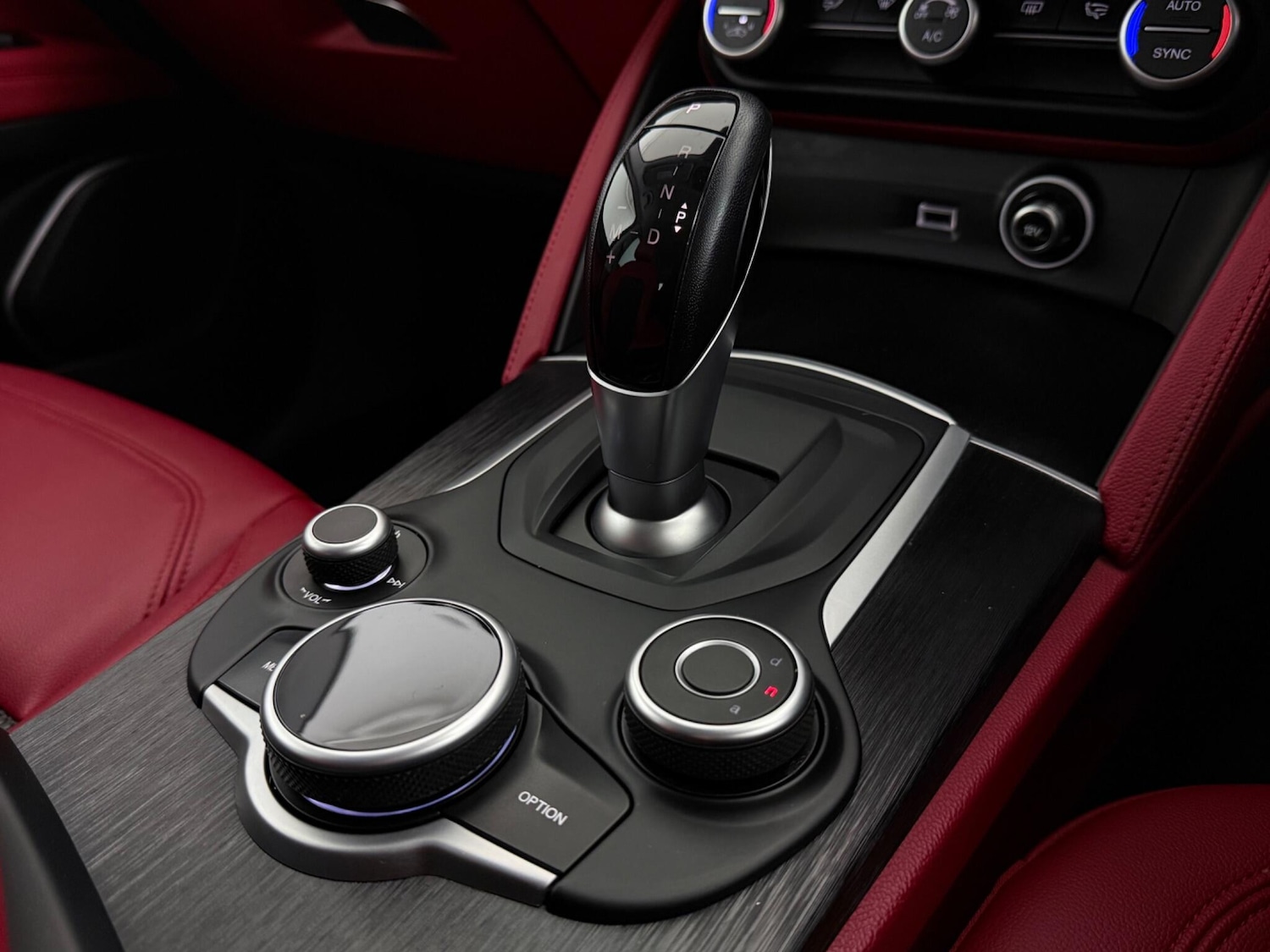 Used Alfa Romeo Stelvio 2020 for sale - 77613114: Photo 24