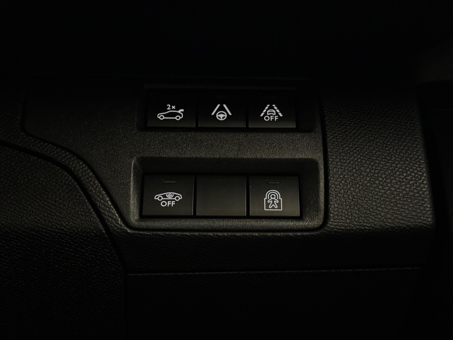 Used Peugeot 3008 2021 for sale - 77259934: Photo 35