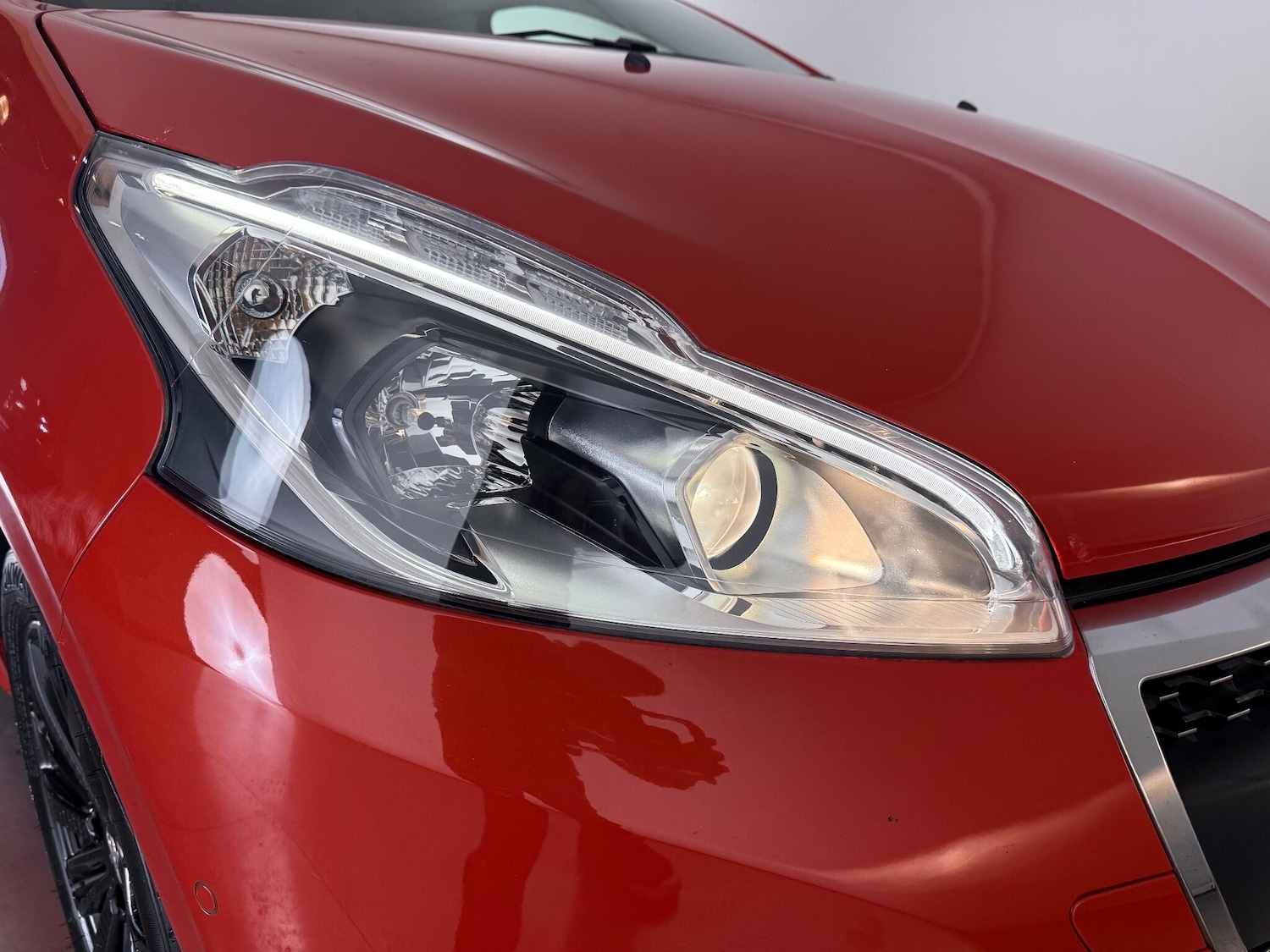 Used Peugeot 208 2018 for sale - 77243513: Photo 6