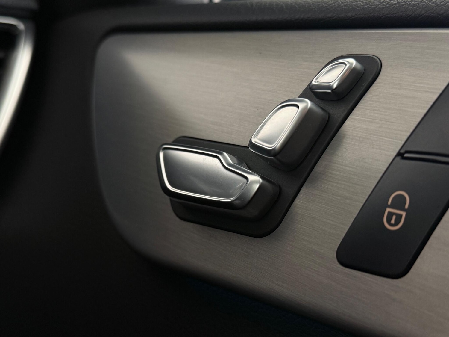 Used Mercedes-Benz GLE 2017 for sale - 76727799: Photo 30